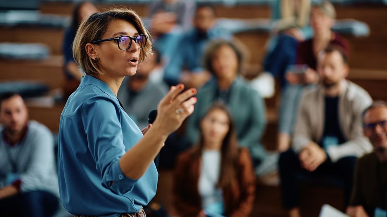 Quelles sont les 3 règles fondamentales pour apprendre à mieux s'exprimer en public ?