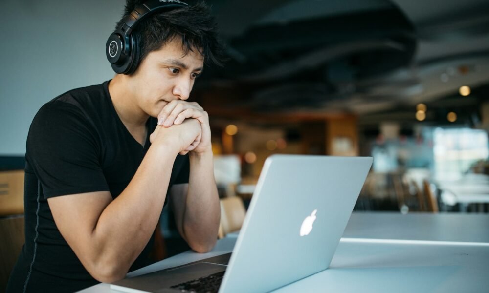 Les compétences utiles : le guide pour se développer les compétences utiles : le guide clair pour développer celles qui comptent vraiment aujourd’hui